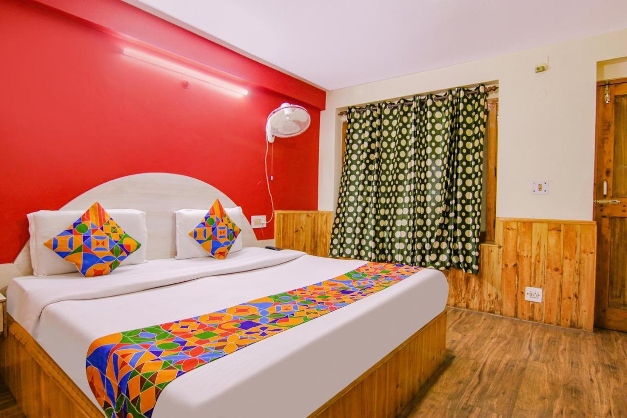 FabHotel Pushpak Manali  Bagian luar foto