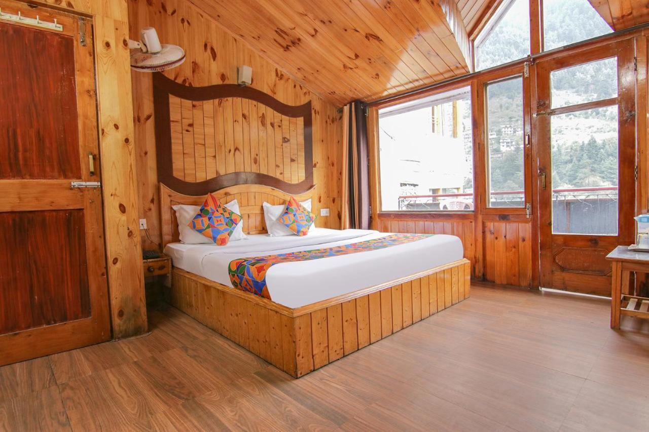 FabHotel Pushpak Manali  Bagian luar foto